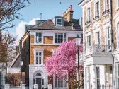 UK house prices at near record highs despite interest rate hikes