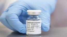 Astrazeneca Coronavirus Vaccine Trial Participant Experienced Limited Side Effects After First Dose