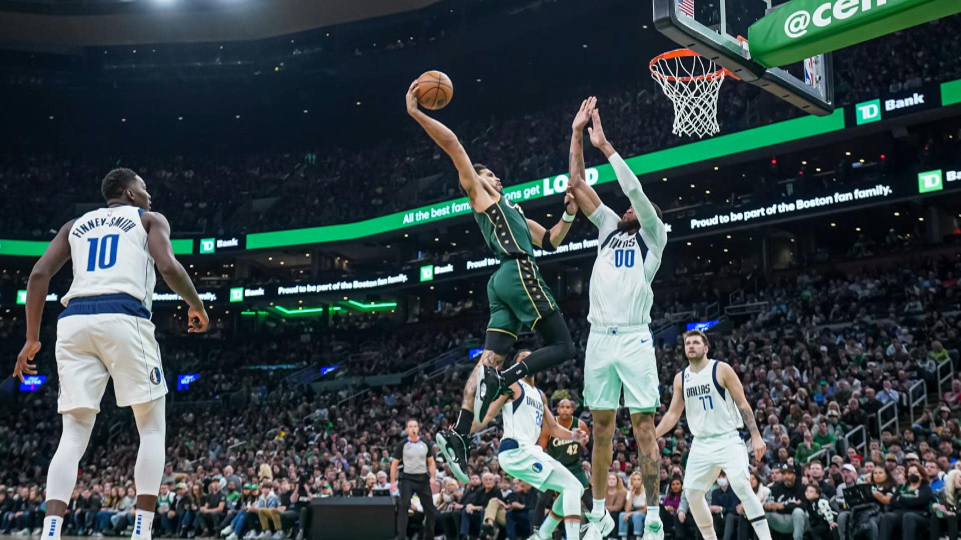 Celtics beat Mavericks behind Tatum's double-double