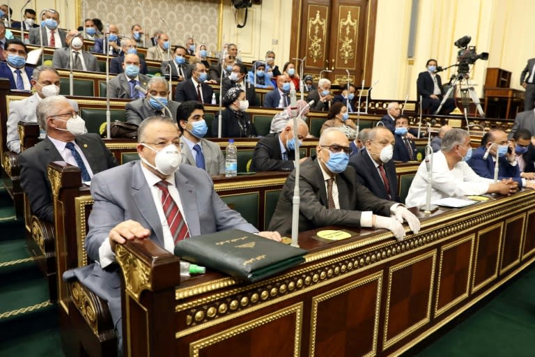 Egypt&#39;s parliament voted Monday in favour of a deployment of troops in light of &quot;threats&quot; from the west