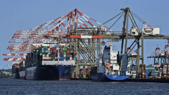 Port strike: The top 3 demands from the longshoremen's union