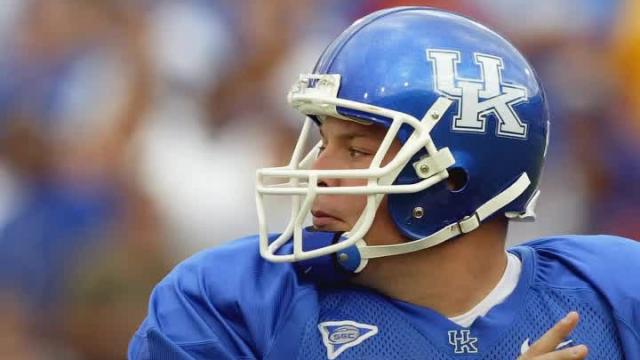 Jared Lorenzen honored by Kentucky band at halftime of season opener