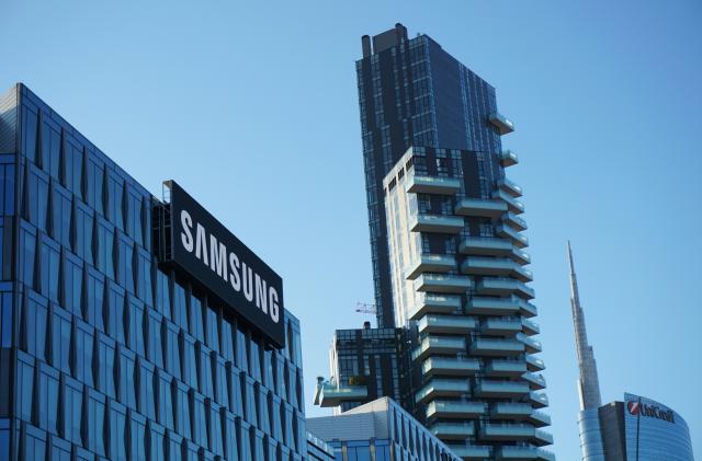 A building with the Samsung logo.
