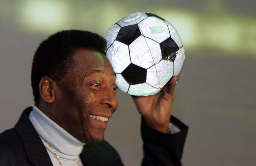Soccer legend Pele suing Samsung over doppelganger