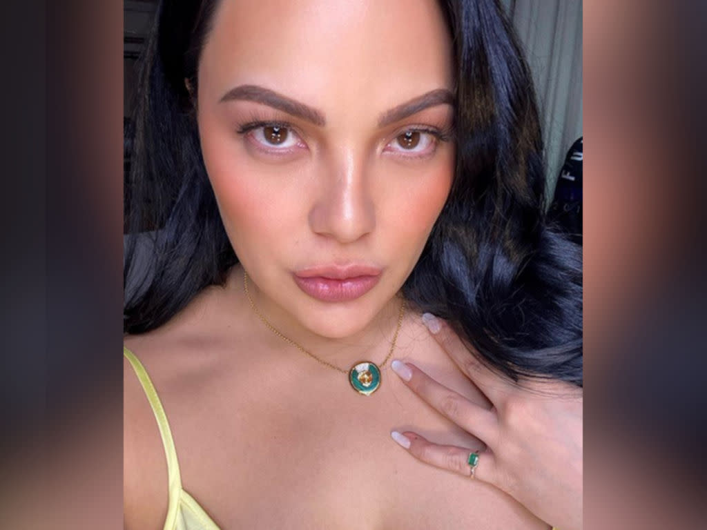 Kc Concepcion Sells Hand Crafted Jewellery