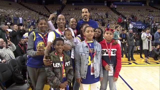 Warriors surprise deserving Bay Area families at Rockets game