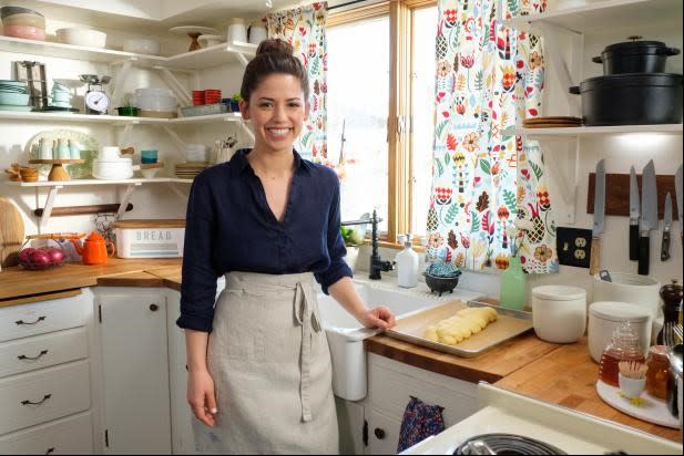 Food Network’s Molly Yeh Signs With ICM Partners