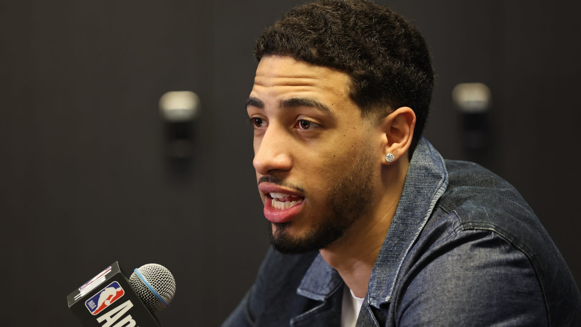 Tyrese Haliburton says fan directed racial slur at his brother during Game 1 in Milwaukee