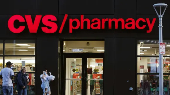 CVS stock falls on weak outlook, Q1 miss