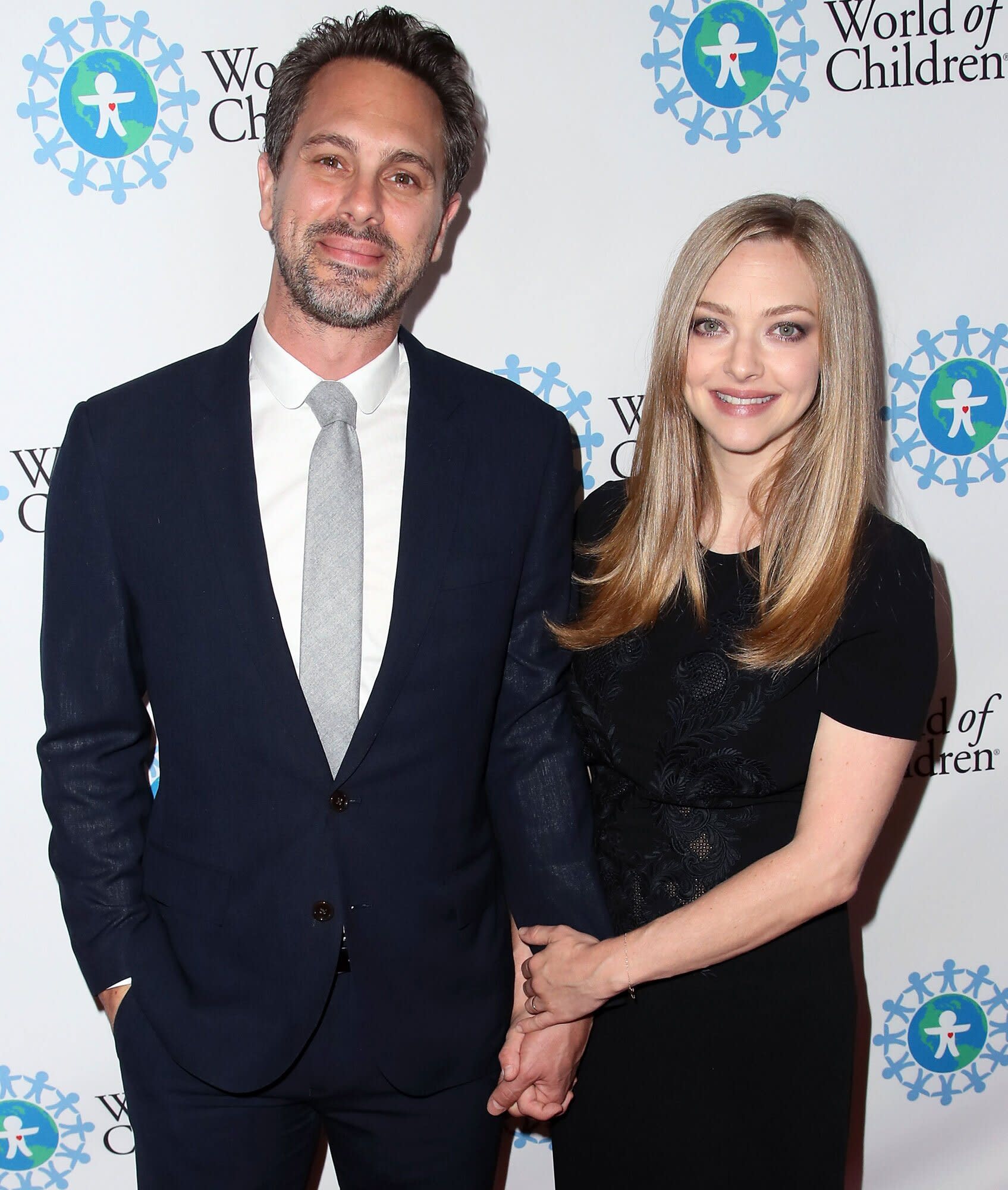 Amanda Seyfried Opens Up About 'Bizarre' Panic Attacks ...