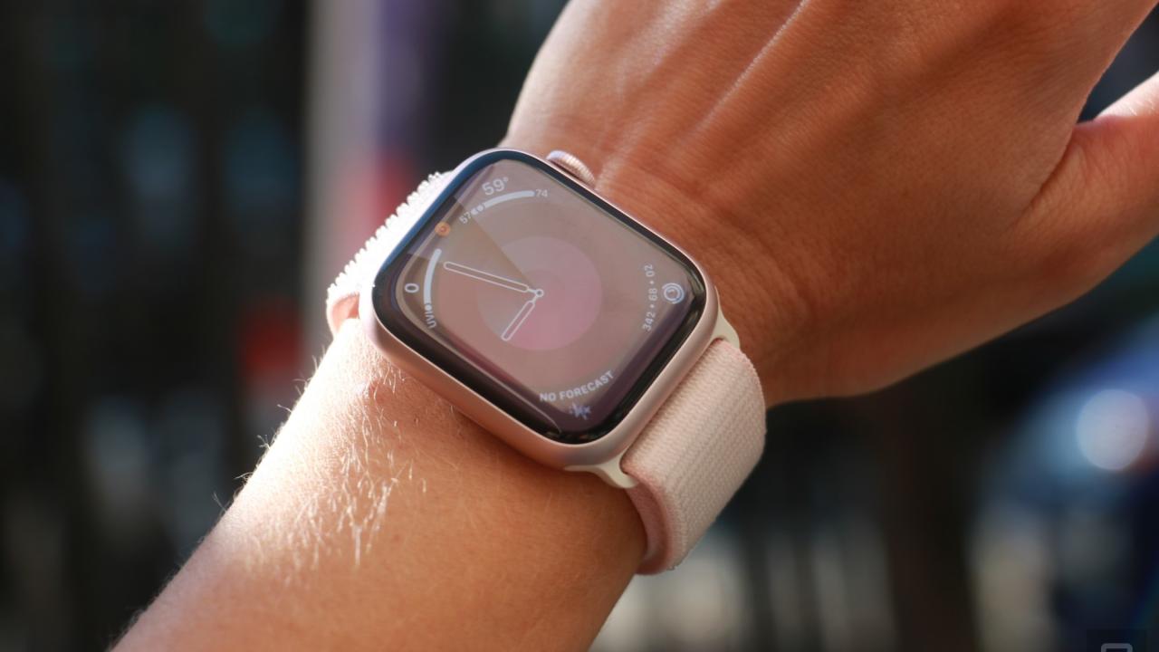 Apple Watch Ultra review: A big smartwatch with some little quirks