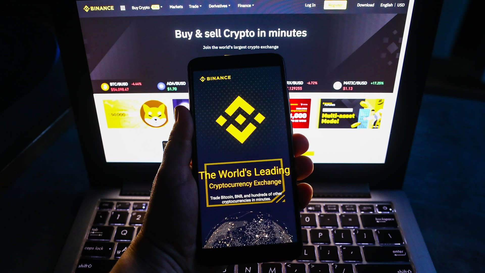 Binance Faces Class Action Lawsuits Amid Crucial Outages ...