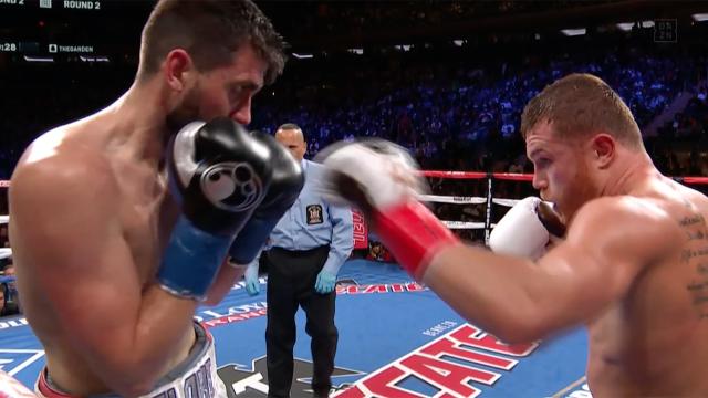 Highlights - Canelo Álvarez knocks out Rocky Fielding for WBA title