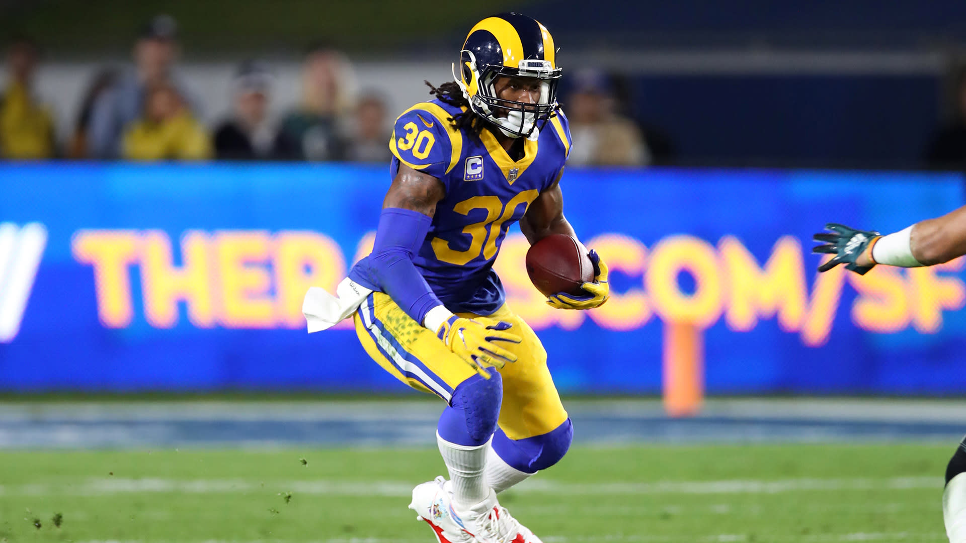 Expert Consensus Rankings vs. Yahoo ADP (2018 Fantasy Football