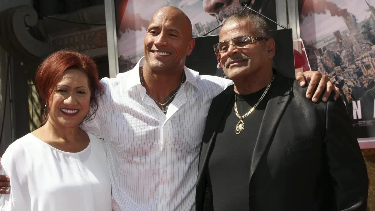 Rocky Johnson, Pro Wrestler Who Trained His Son the Rock, Dies at 75 - The  New York Times