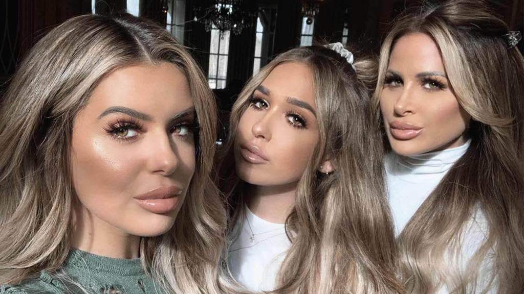 Kim Zolciaks Daughter Under Fire For Joking About ‘3 For 1 Plastic