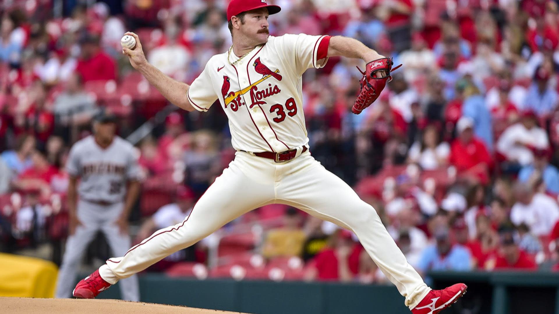 St. Louis Cardinals extend contract to pitcher Miles Mikolas