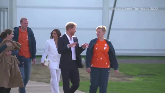 Prince Harry and Meghan arrive at Invictus Games