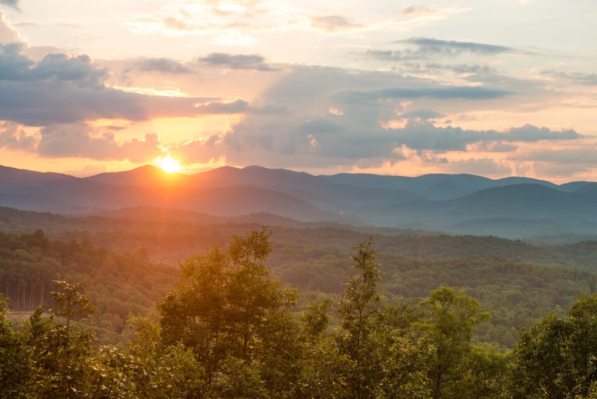 reasons to visit blue ridge mountains