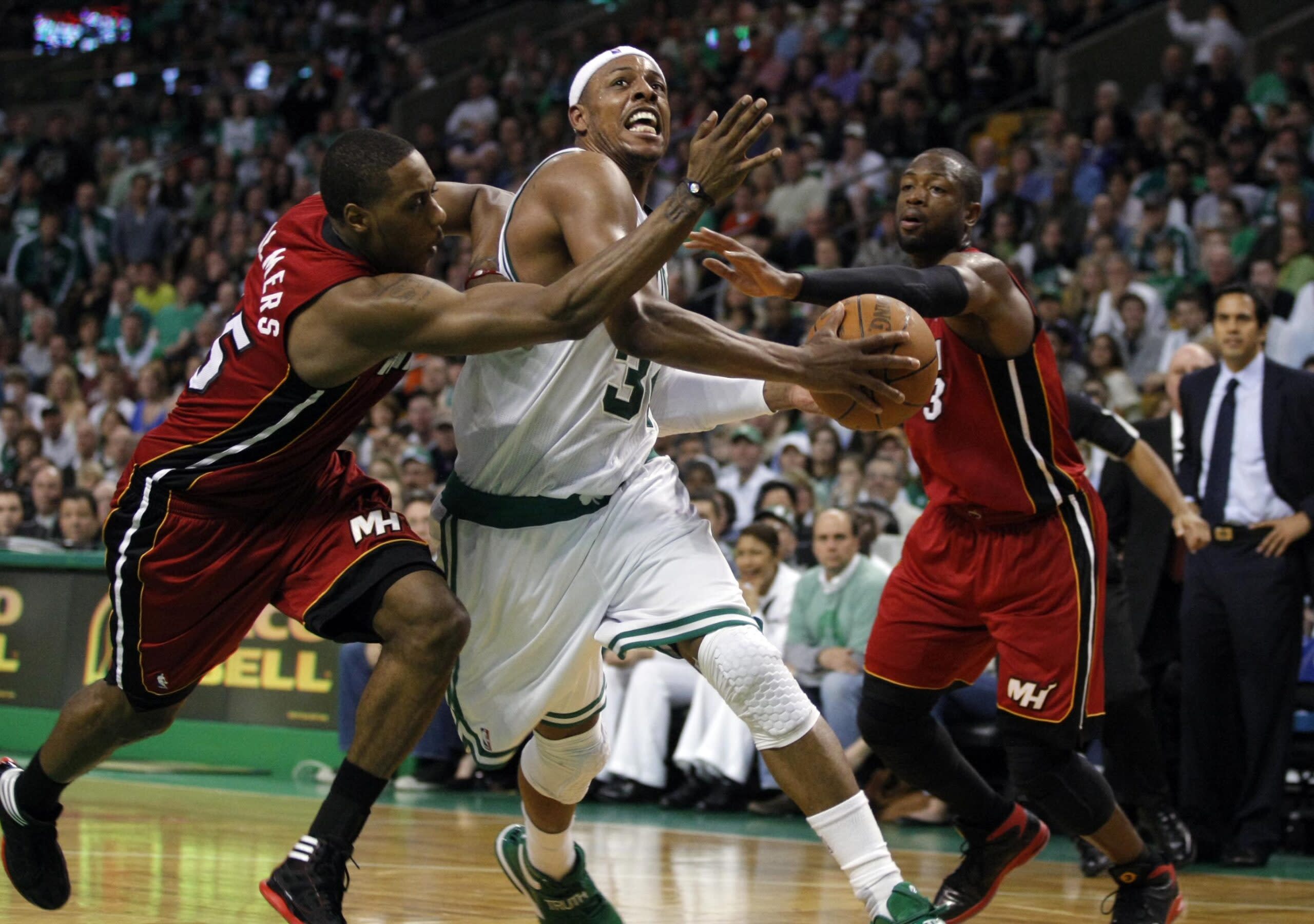 Paul Pierce favored by Richard Jefferson over Dwyane Wade to take clutch shots