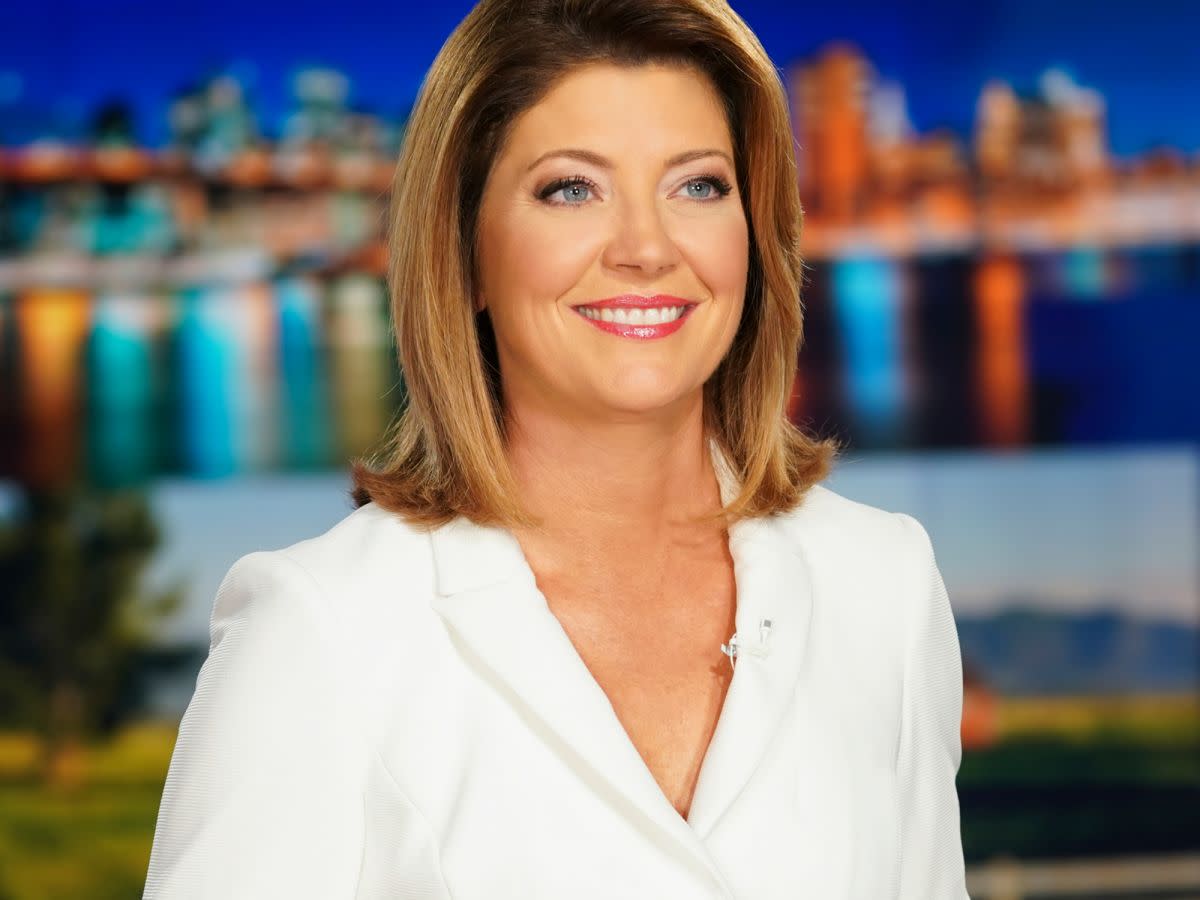 Norah O'Donnell Called Out Trump's Racist Tweets In Her CBS Eveni...