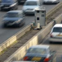 Bretagne : Bloquée à 40 km/h sur la voie express, elle soupçonne
