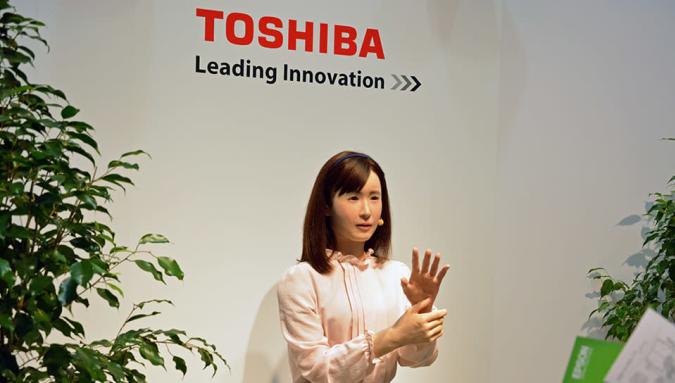 Toshiba's new android 'employee' uses sign language, speaks Japanese