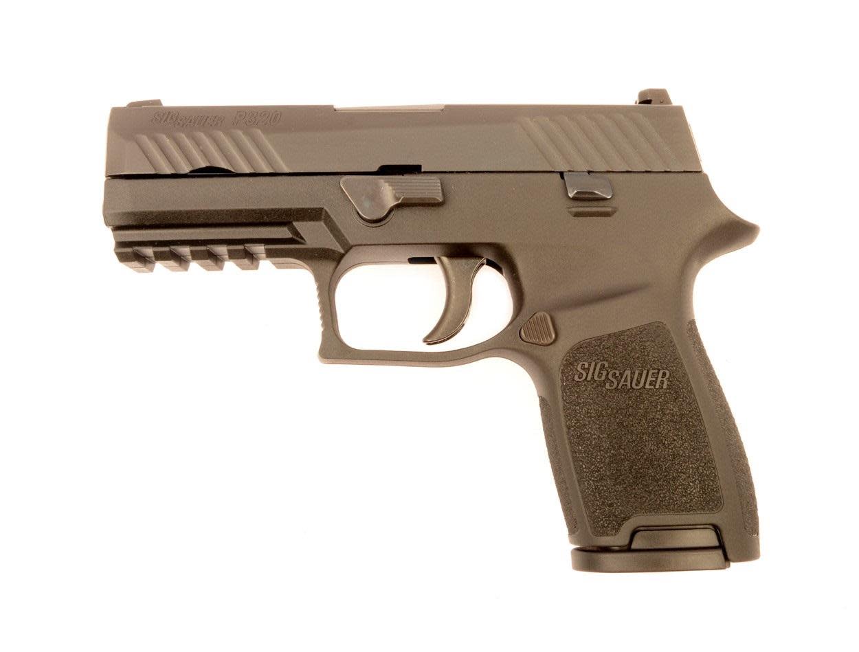 Shootout Why Sig Sauer Beat Glock For The Army S Big