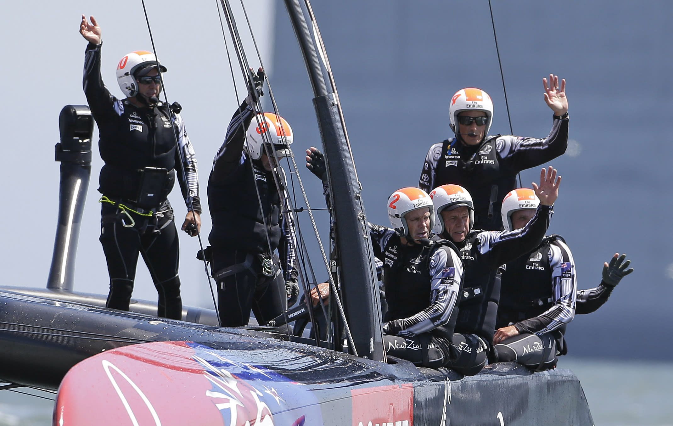 Kiwis take 4-1 lead in Louis Vuitton Cup finals