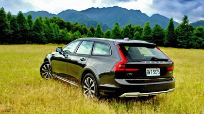 鄉村風、旅行趣Volvo V90 Cross Country造型優雅｜超大後廂｜可越野｜值得收藏