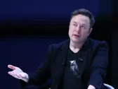 Elon Musk Says Tesla to Use Humanoid Robots Next Year