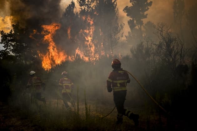 The smell of burning forests in Portugal reaches Madrid