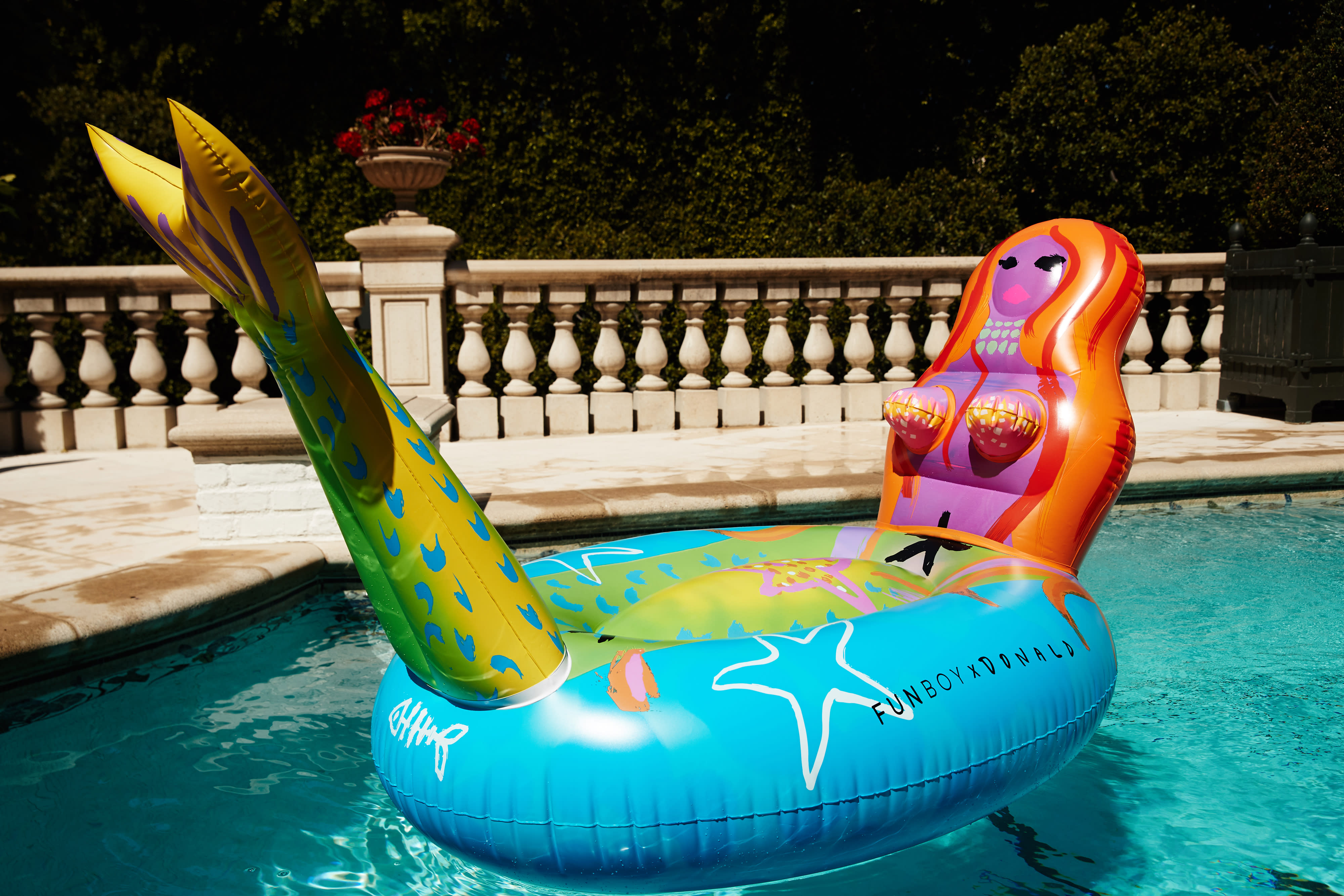 floaty pool living room