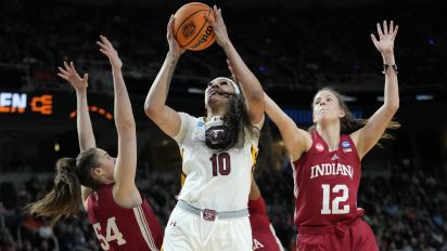 Yahoo Sports - Indiana cut a 22-point South Carolina to two