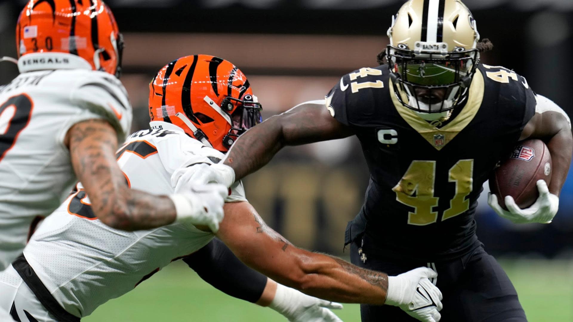 Saints running back Alvin Kamara meets with Roger Goodell in New York - The  Boston Globe