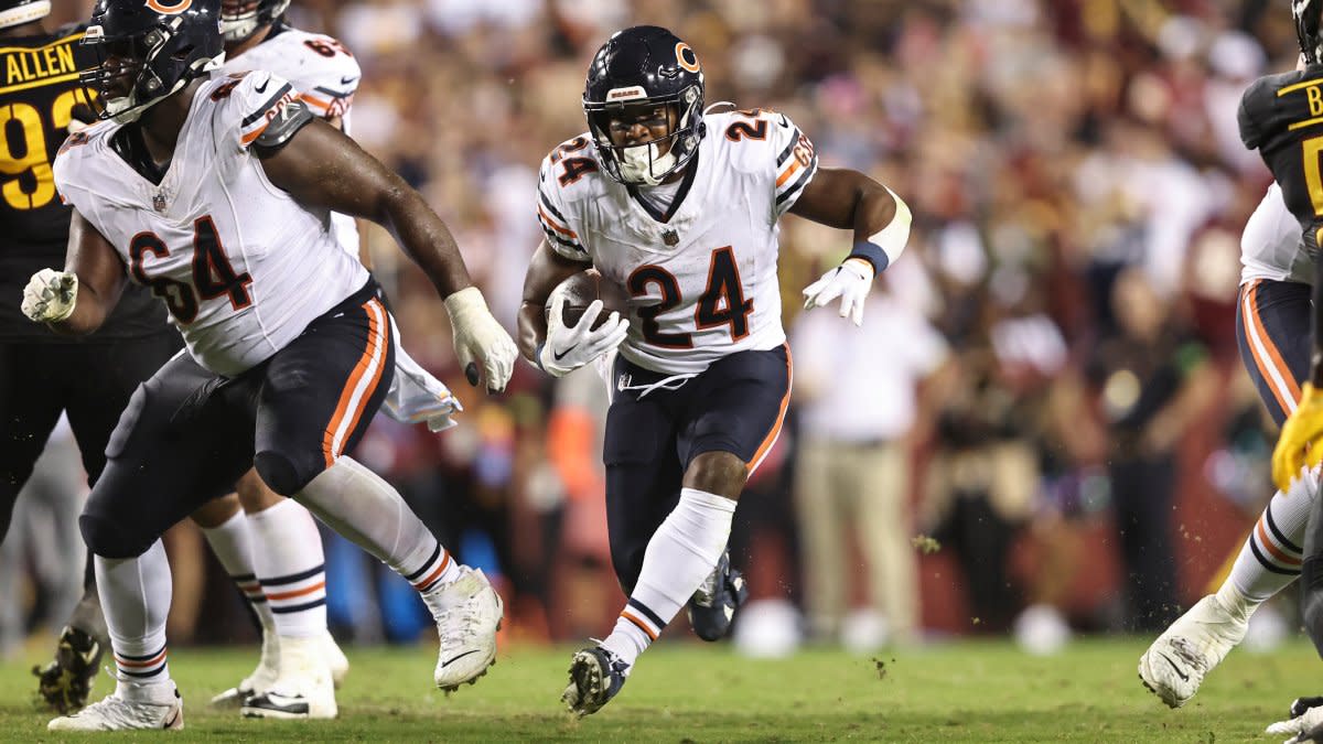 Chicago Bears place Khalil Herbert on IR