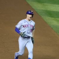 Brewers acquire outfielder Mark Canha as Mets deal another veteran before  trade deadline - NBC Sports