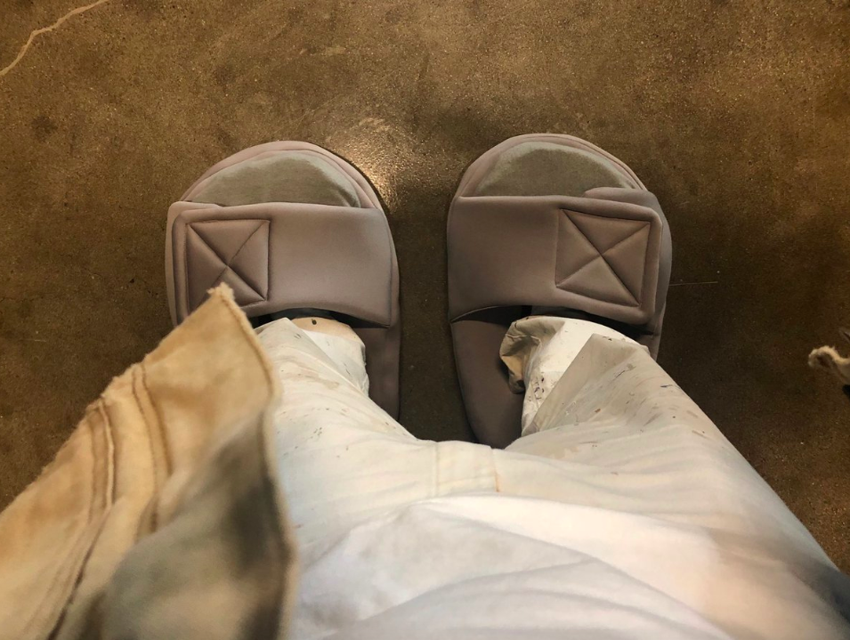 yeezy flip flops kanye