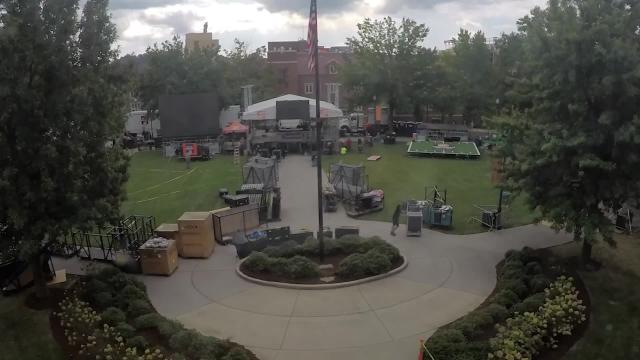 Watch ESPN College GameDay stage built ahead of Tennessee vs. Florida football game