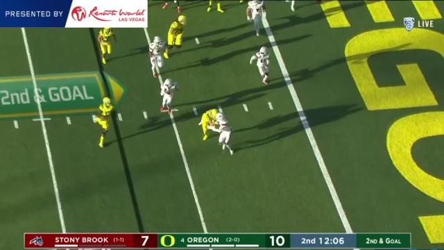 Highlights: No. 4 Oregon football wins 14th straight home game, downing Stony Brook 48-7