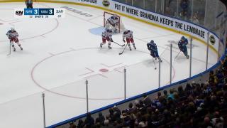 Ilya Sorokin with a Spectacular Goalie Save from New York