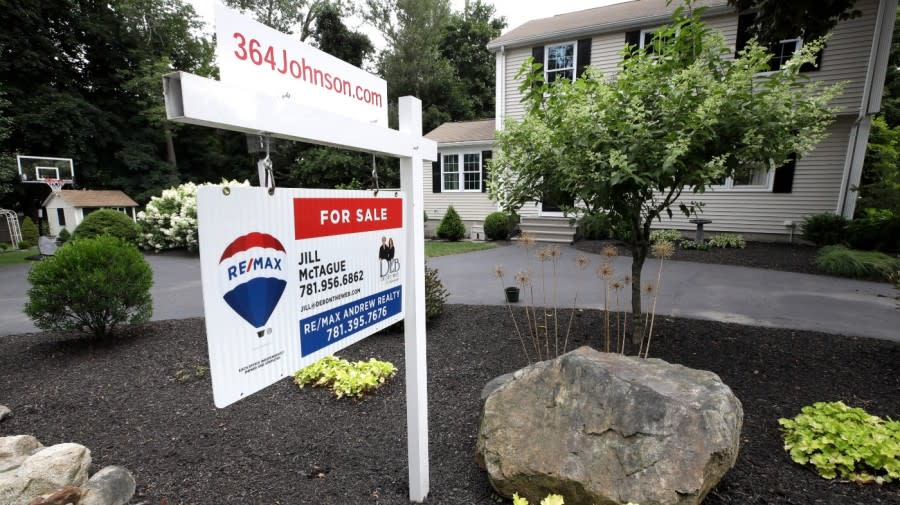 Mortgage rates rise, reach another 16-year high