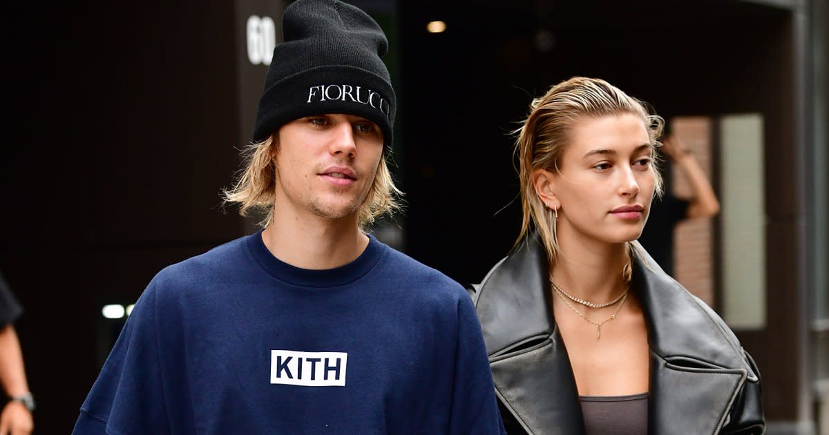 Justin Bieber Removes Hailey Baldwins Garter With His Teeth