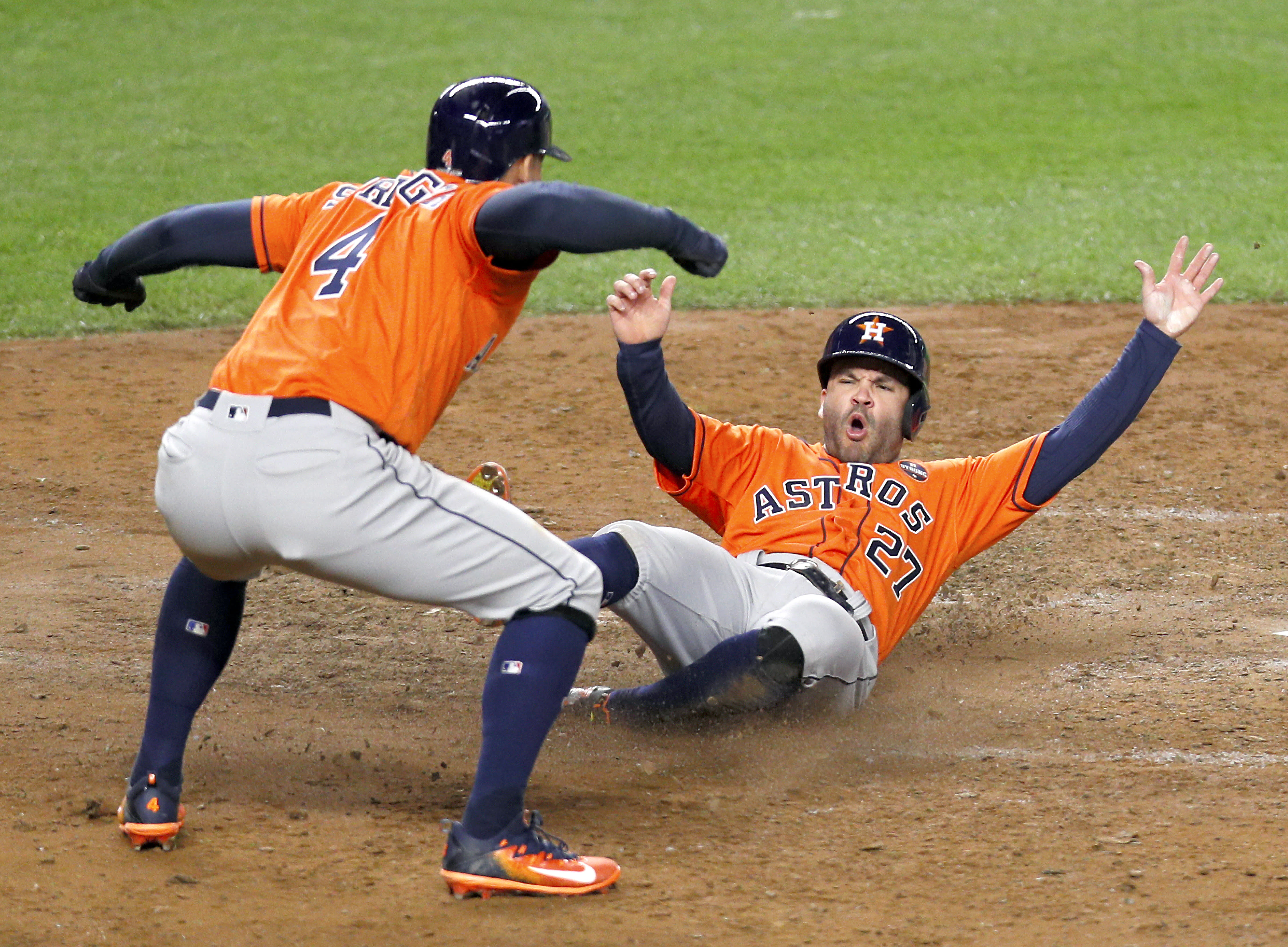 Dodgers 3, Astros 1: Clayton Kershaw lights out in Game 1