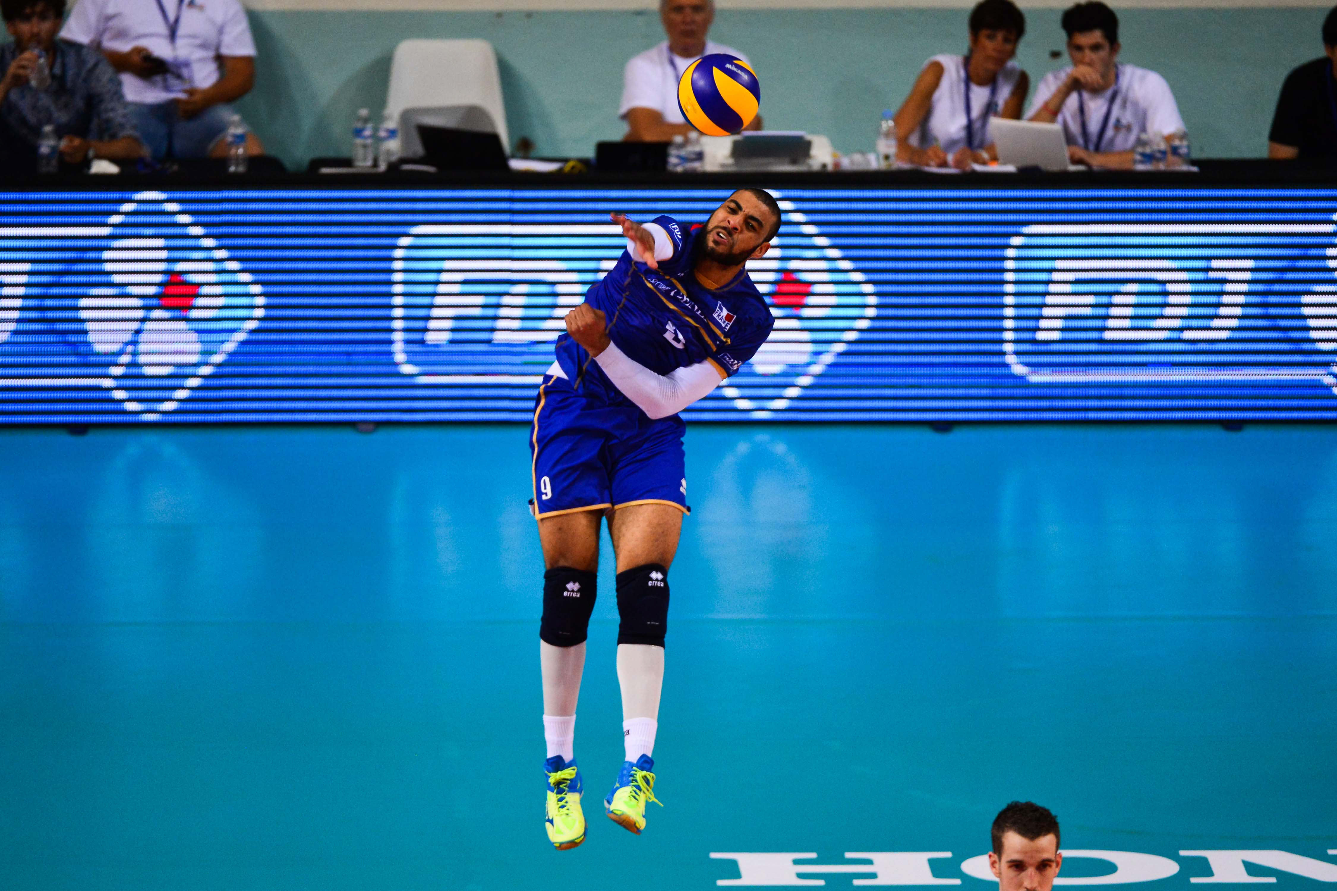 salaire joueur de volley - ngapeth salaire