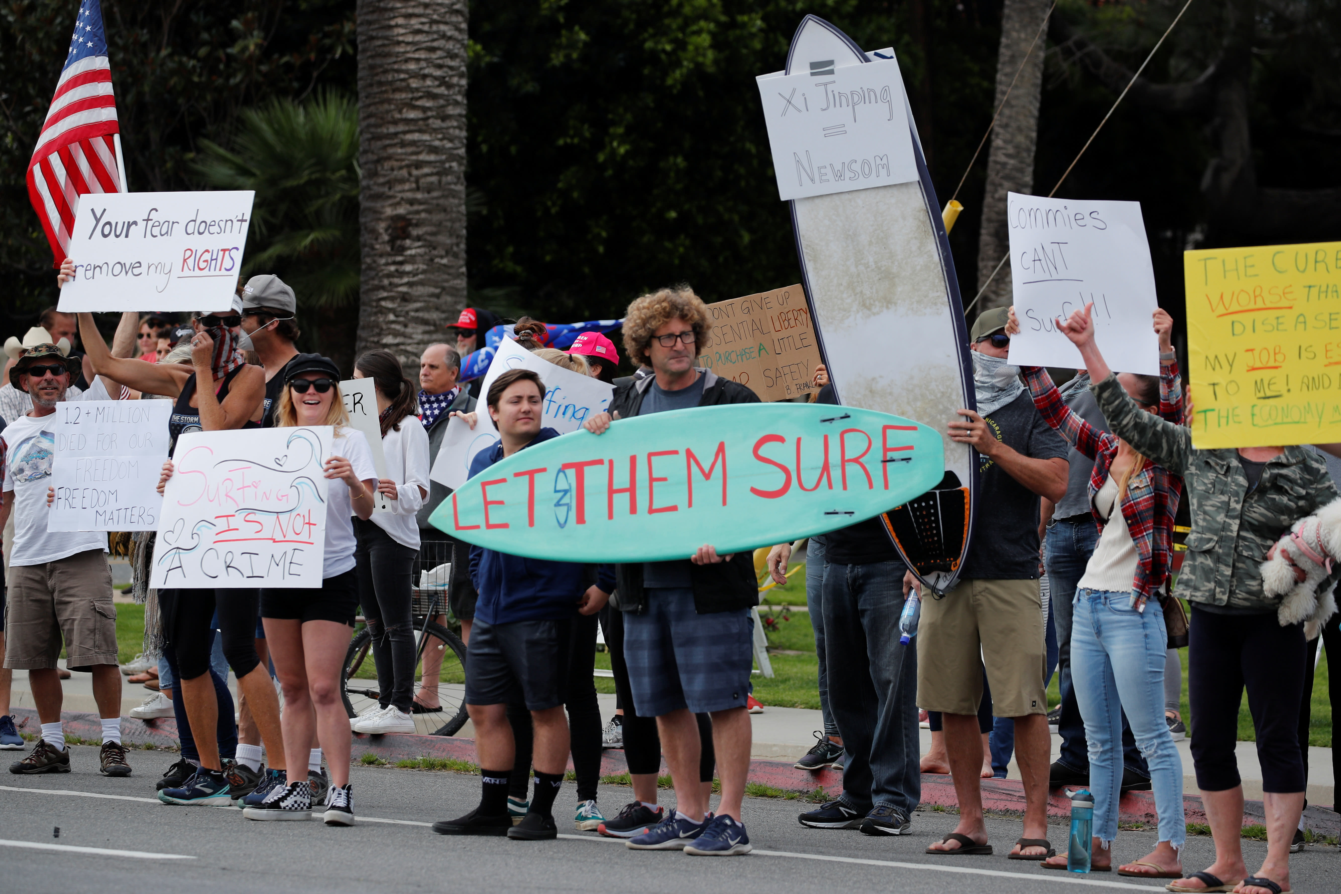  Let them surf COVID  19 quarantine protesters take to U 