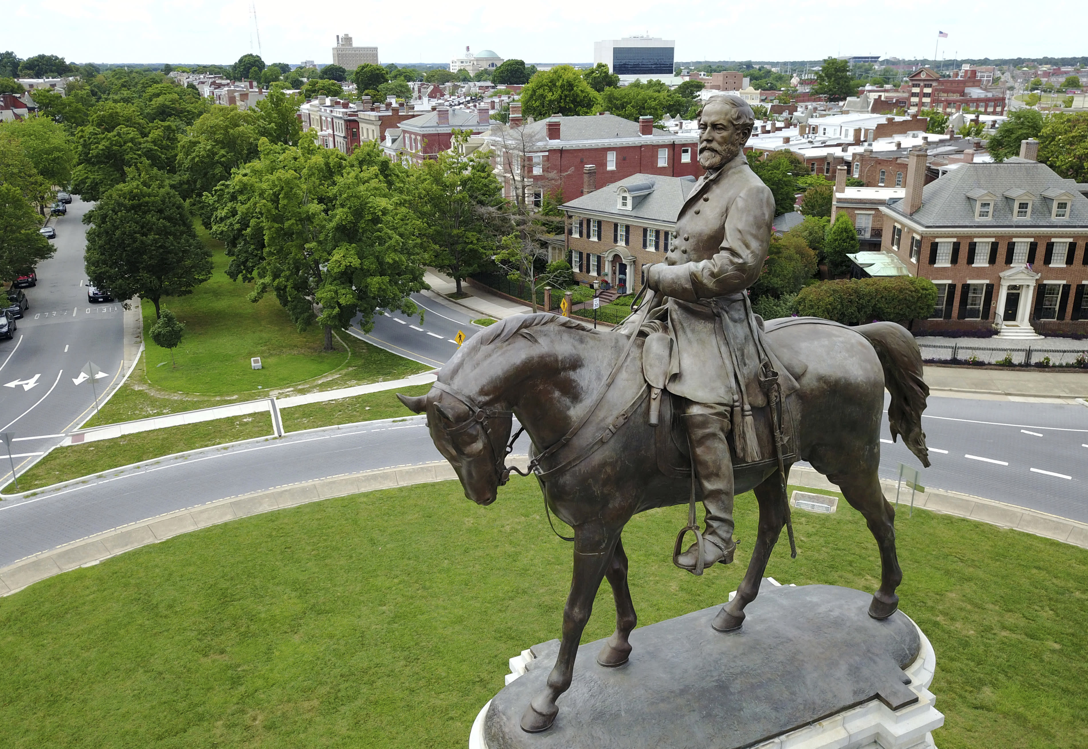 Confederate Monument Protest