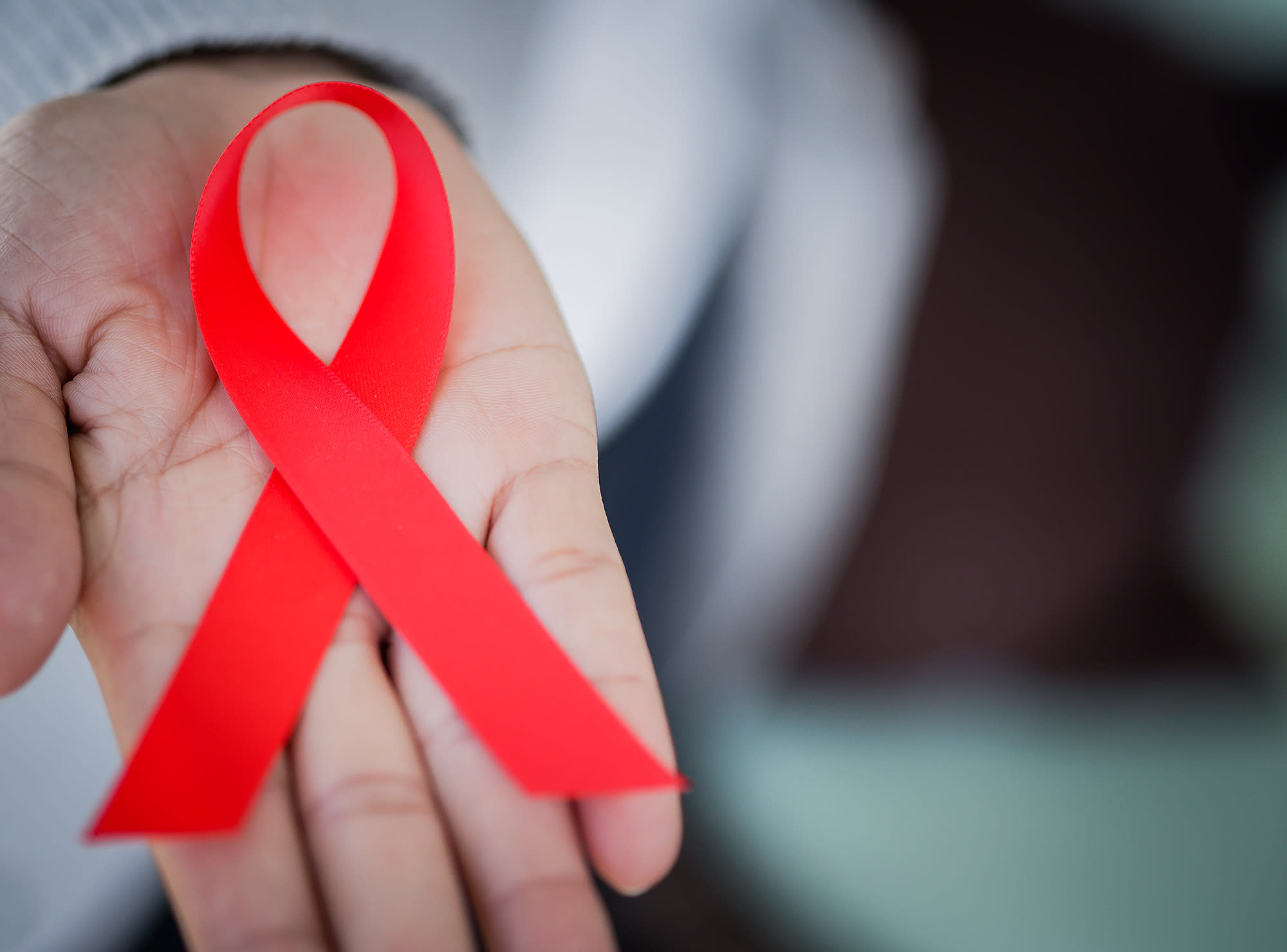 hiv-patient-in-london-appears-to-be-second-person-ever-cured-there-is