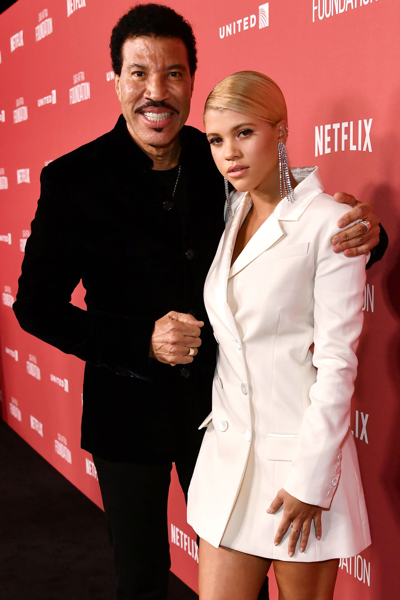 Lionel Richie And Daughter Sofia Richie Make First Red Carpet   11d339c777e2ab822edcc115d6001db4