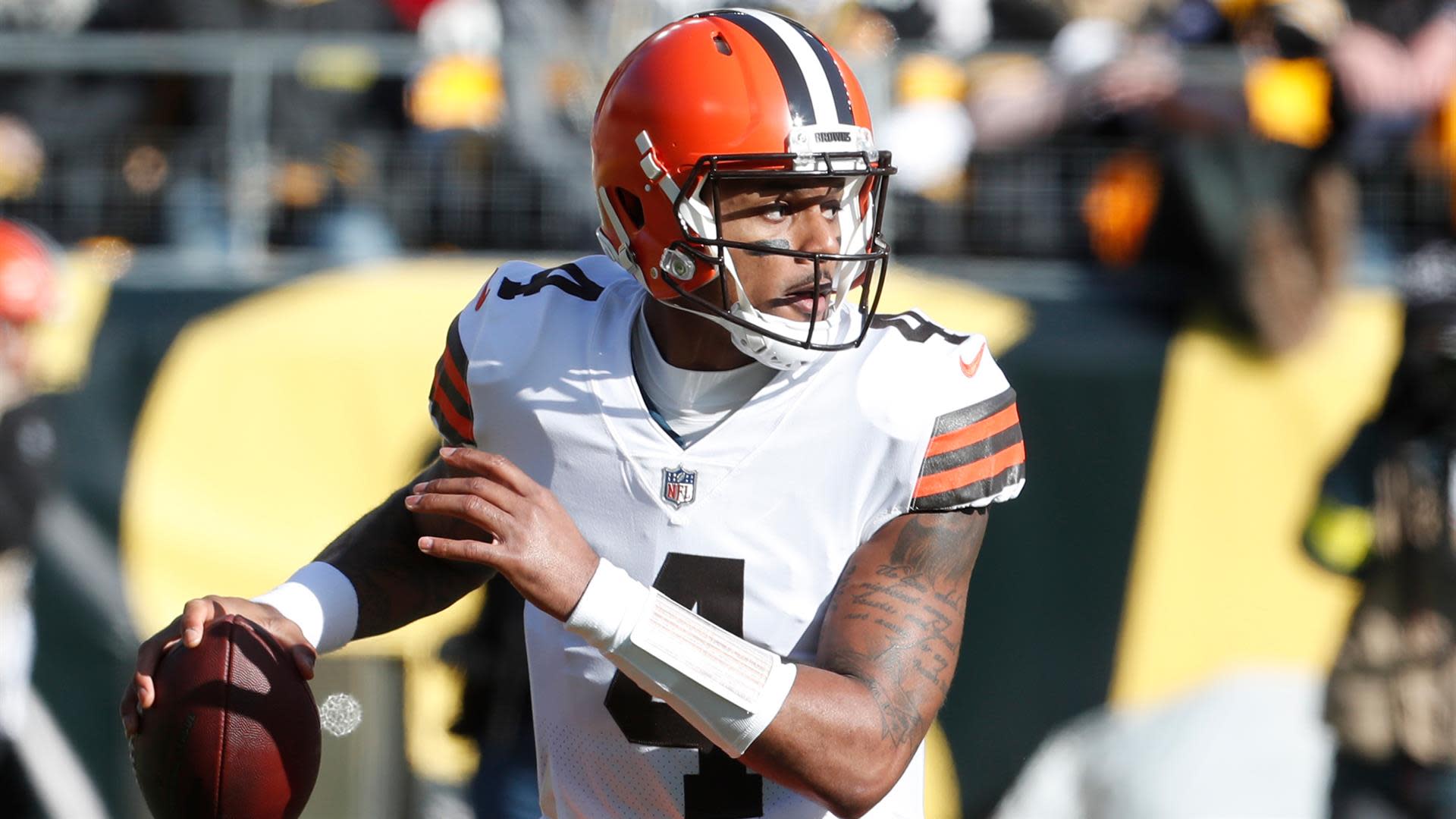 Browns want players to earn their helmet stripes - NBC Sports